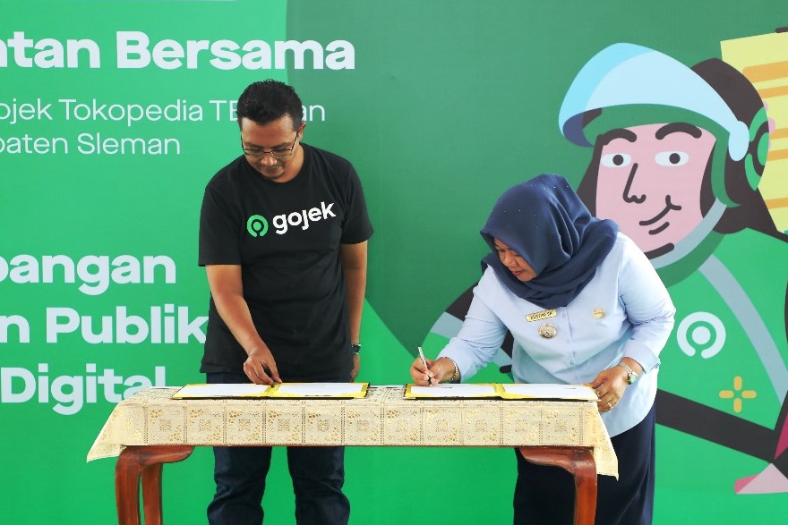 Penandatangan MoU Sleman dengan GoTo